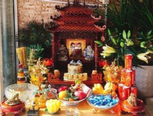 nam mo thay ban tho danh con gi 8 Mơ thấy bàn thờ thần tài